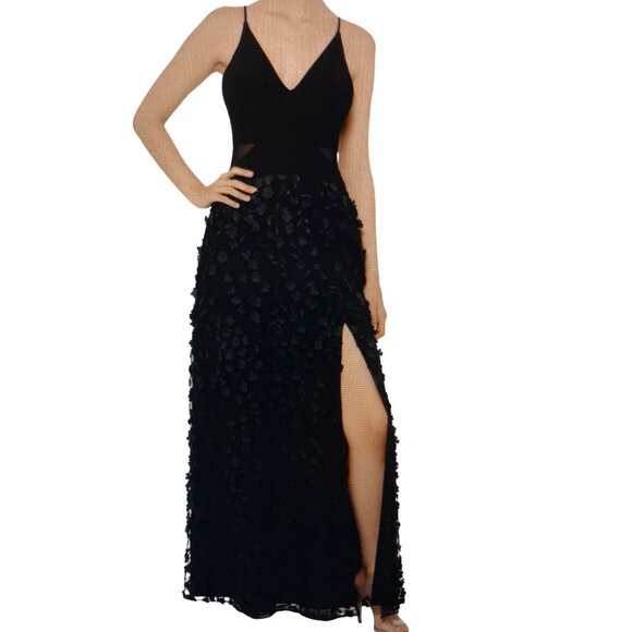 NWT  Xscape Women's Flower-Skirt Gown Black Full Length Sz 12 - Picture 1 of 9